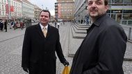 About a fourth of all 7 members of Liberal Reform Party (LIRA) chaired by Milan Hamerský are preparing to unveil a statue of the president of the Czech Republic, Václav Klaus.