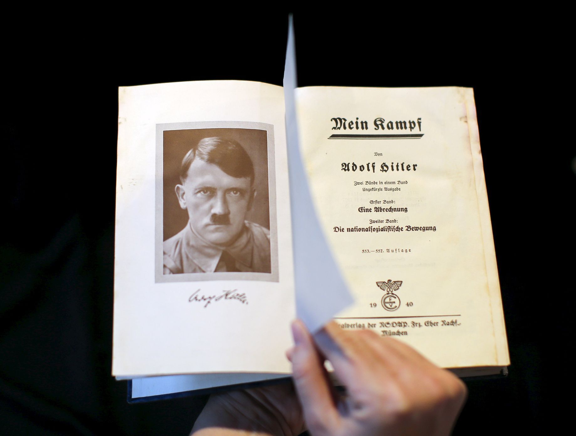 Původní vydání Hitlerova Mein Kampfu
