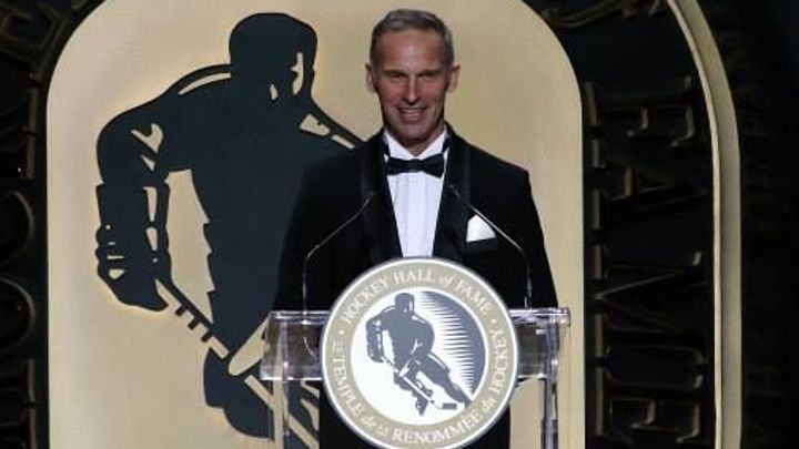 "Pro mě byl Gretzkym mezi gólmany." Hašek jako první Čech vstoupil do Síně slávy; Zdroj foto: Facebook: Hockey Hall of Fame