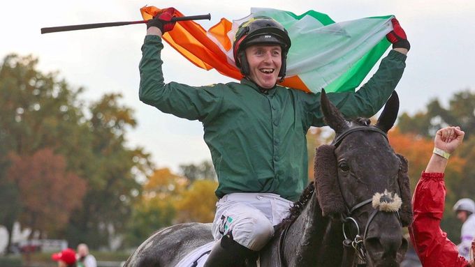 Keith Donoghue po vítězství ve Velké pardubické