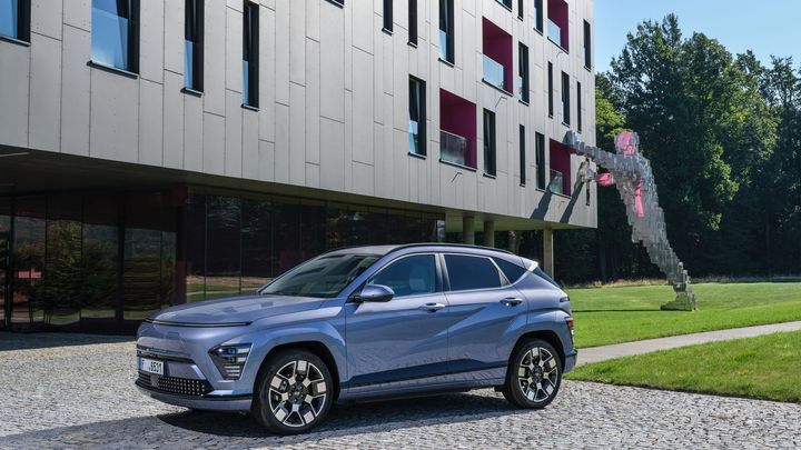 Nošovický Hyundai letos vyrobí jen deset procent elektromobilů, plánoval sedmnáct