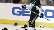 Jevgenij Malkin si vychutnává svůj hattrick