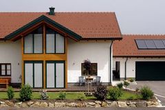 Nová střecha nejen chrání, ale také šetří energie