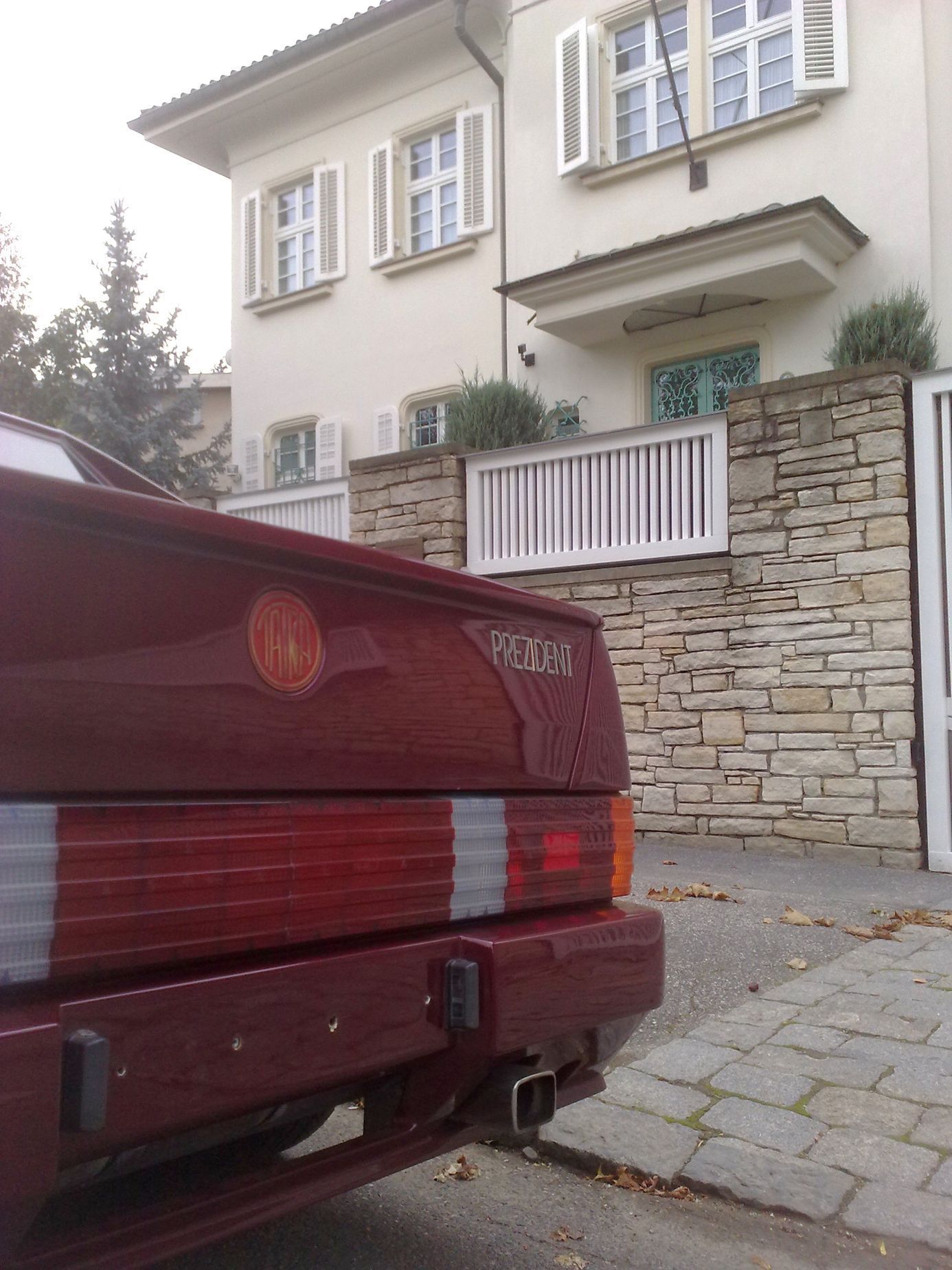 Tatra Prezident
