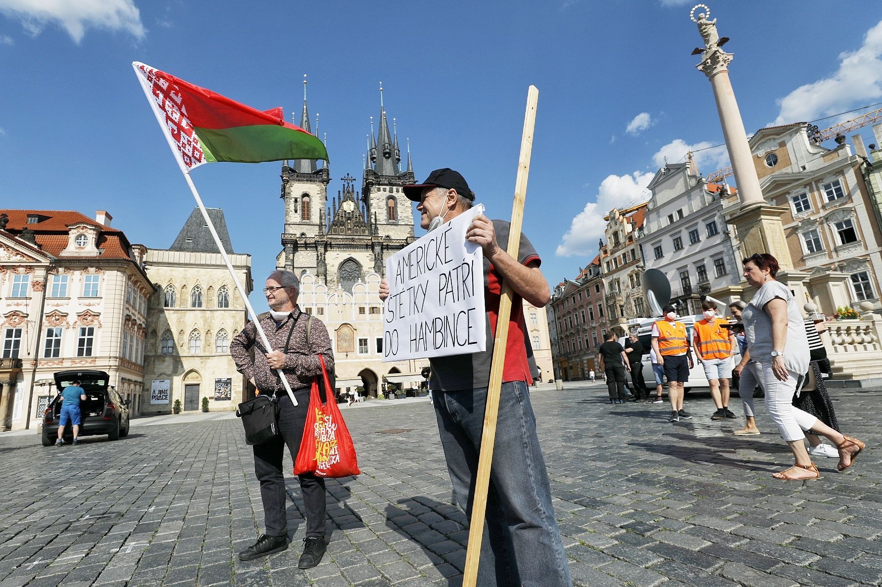 bělorusko staroměstské náměstí demonstrace Cichanouská v praze