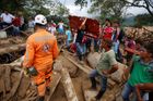 Kolumbijci začali pohřbívat oběti sesuvu. Mrtvých je už 273, další lidé se pohřešují
