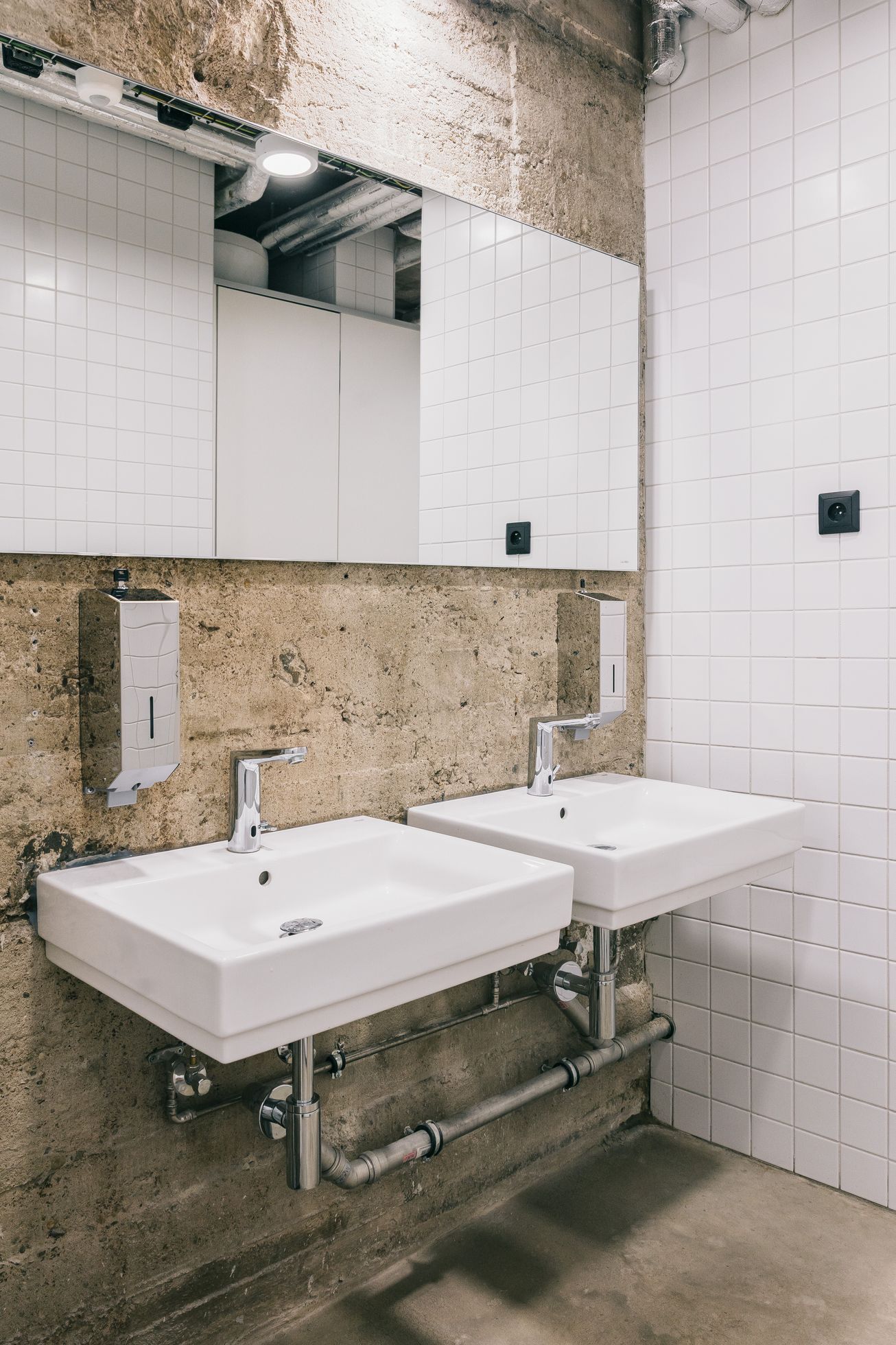 Panelárna, budova, architektura, Holešovice, Praha, ateliér, architekti