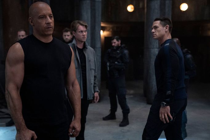 Vin Diesel jako Dominic Toretto a John Cena coby Jakob.