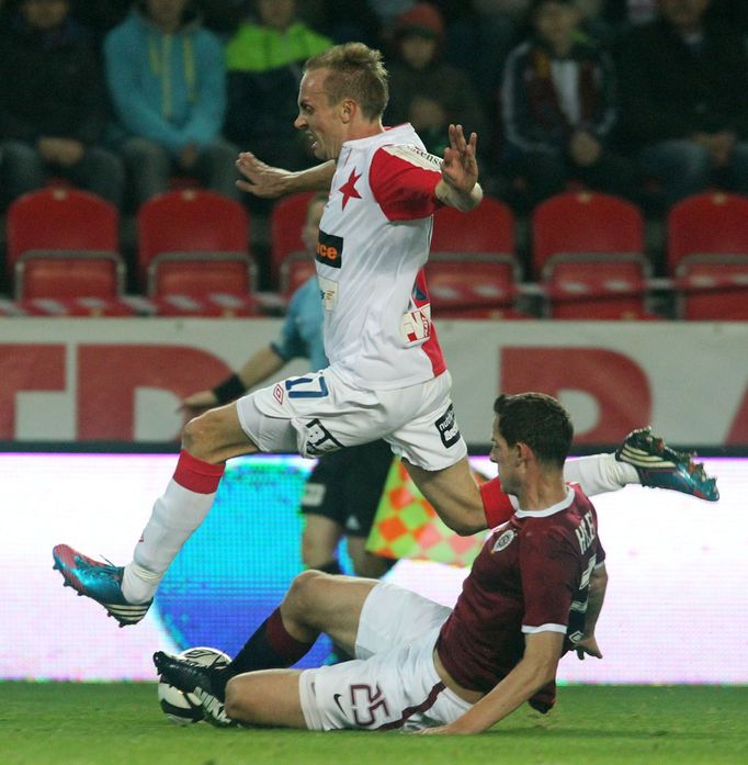 Derby Slavia - Sparta: Vojtěch Štěpán (17) - Mario Holek (25)