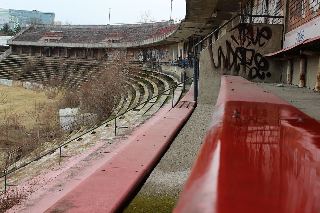 Začala obnova legendárního stadionu Za Lužánkami