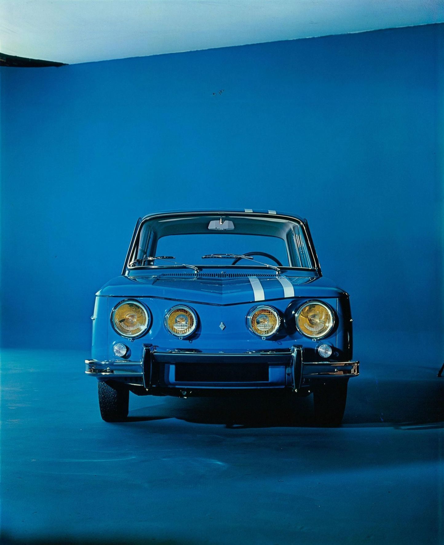 Renault 8 historie