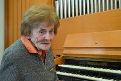 Zemřela varhanice Alena Štěpánková Veselá. Bylo jí 101 let