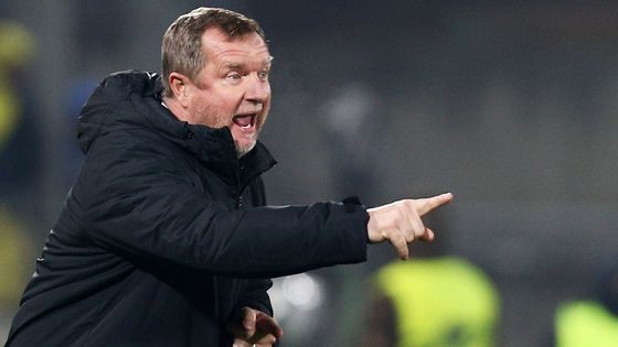 Pavel Vrba jako kouč Ludogorce Razgrad v utkání fotbalové Evropské ligy proti Interu Milán