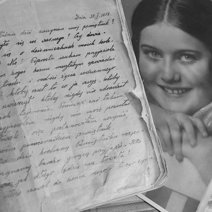 Deník Renii Spiegel čekal na vydání 70 let.