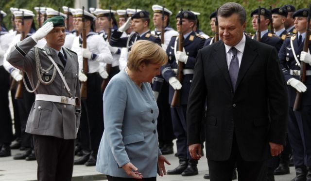 Ukrajina Německo Merkelová Janukovyč