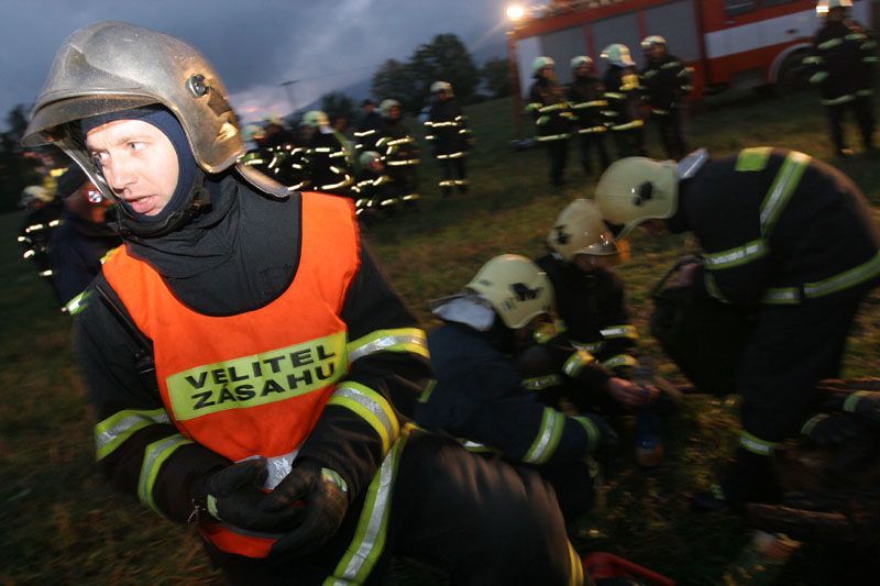 Cvičení hasičů - likvidace chovu krav