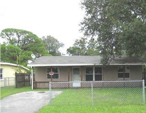 Nemovitost Alexandr Novák v USA - Pinellas Park Florida