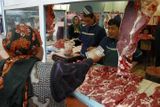 Prodavači masa na Ašgabadském tržišti