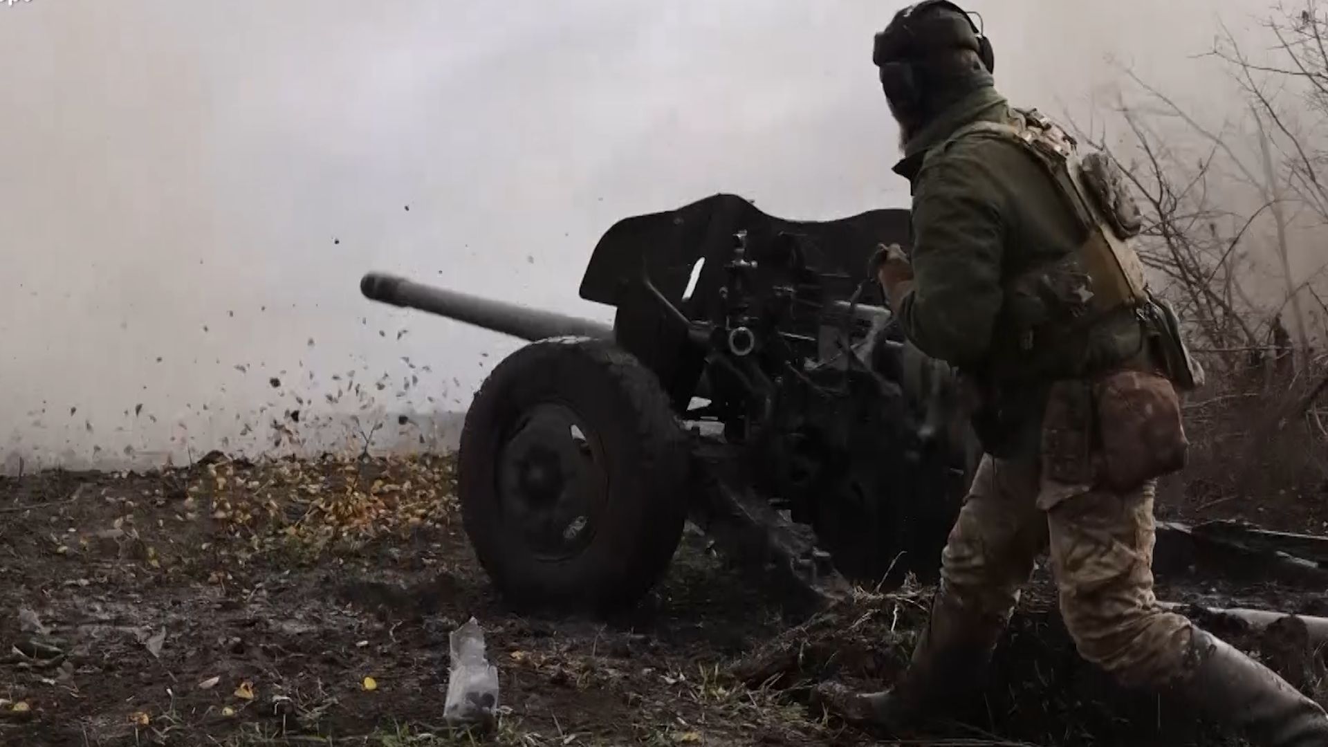 Ukrajinci v první linii používají výzbroj ze sovětské éry. I přes své stáří je účinná, tvrdí vojáci