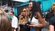 Miami doslova zaplavily celebrity. Mezi nimi byla řada těch tenisových. Cestu na závod formule 1 si našly sestry Venus a Serena Williamsovy,...