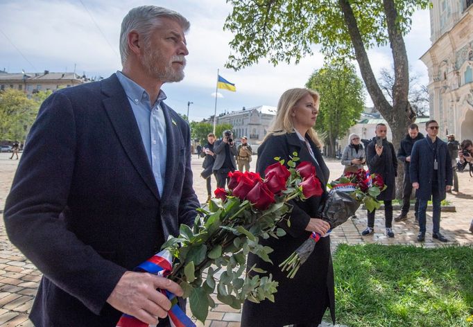 Český prezident Petr Pavel a prezidentka Slovenska Zuzana Čaputová na společné návštěvě Ukrajiny.