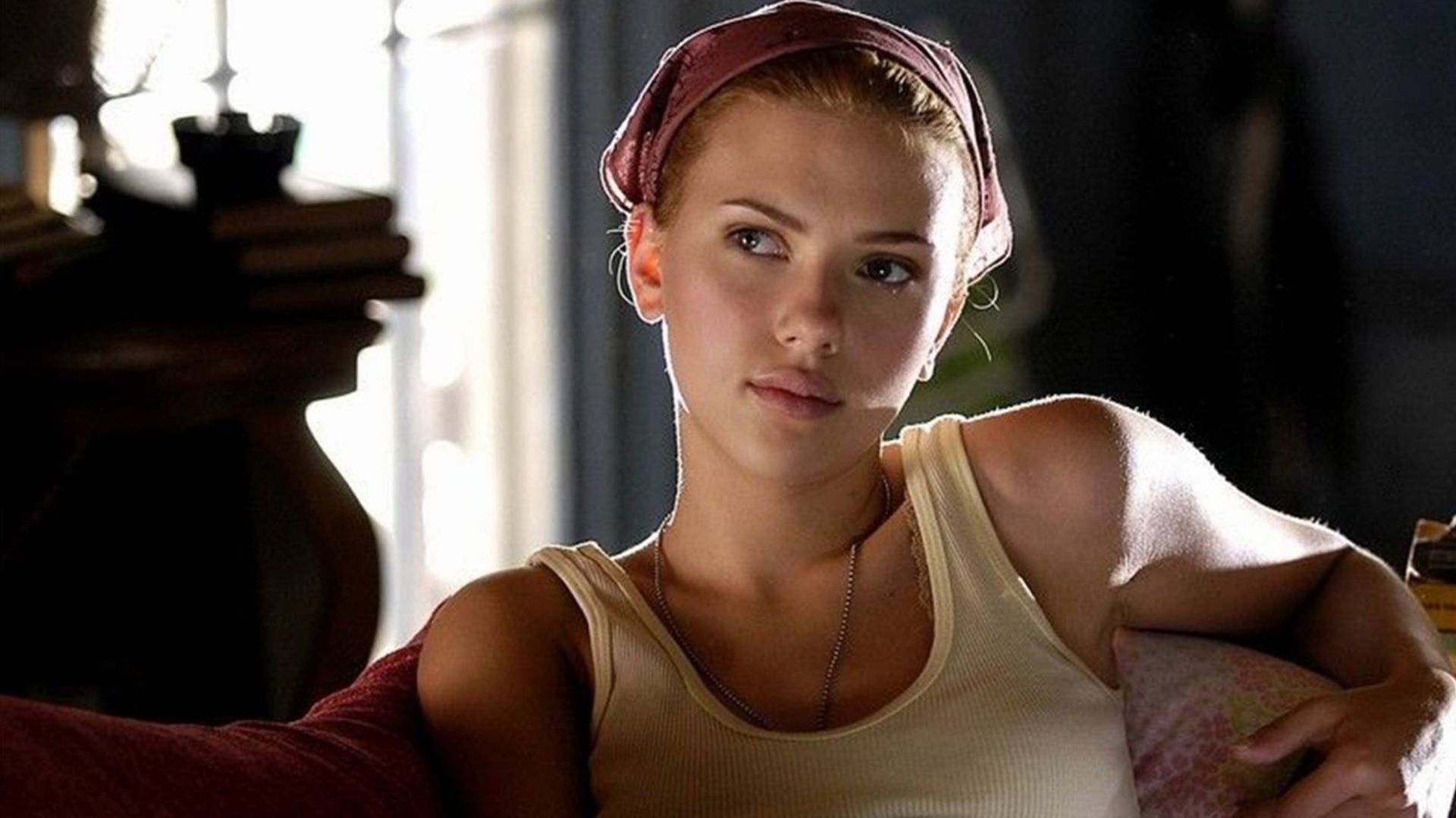 Scarlett Johansson, Píseň lásky samotářky