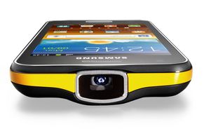 Samsung Galaxy Beam, smartphone s projektorem