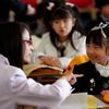 Přes 70 škol začalo opět ve Fukušimě vyučovat