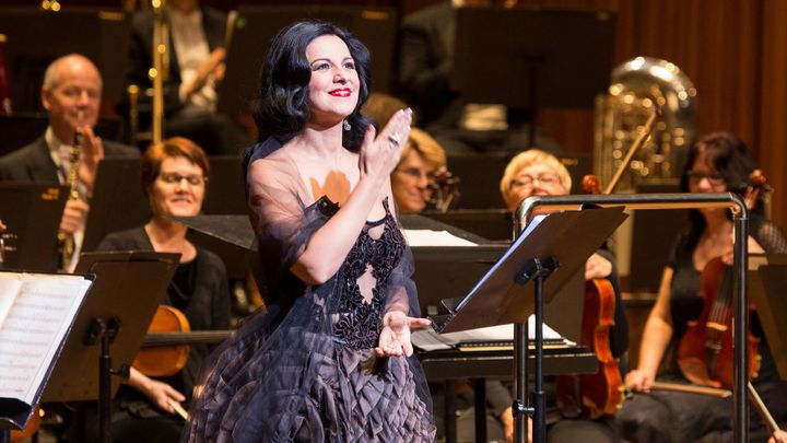 Navždy diva. Hvězdná pěvkyně Angela Gheorghiu se vrací po 11 letech do Prahy; Zdroj foto: JV Classics