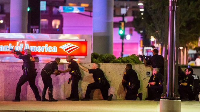 Zásah policie v Dallasu