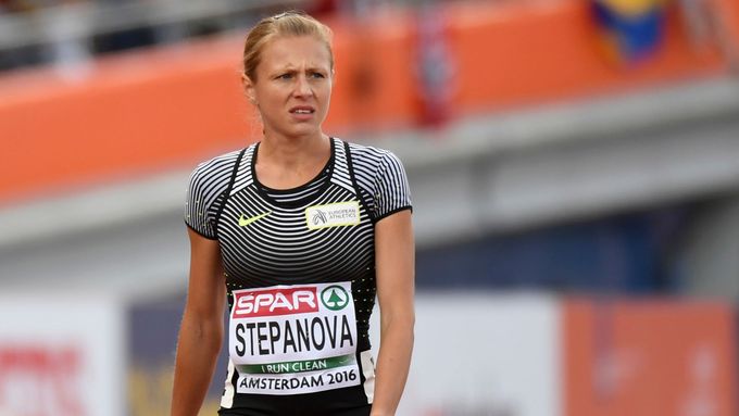 Julia Stěpanovová