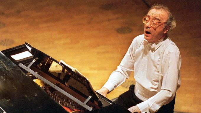 Alfred Brendel, narozený na Moravě, patří k největším klavíristům 20. století.