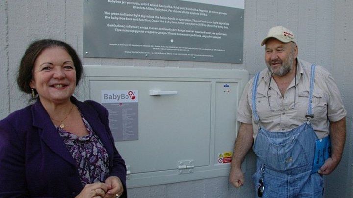 Do pardubického babyboxu někdo ráno odložil novorozeného chlapce. Má jméno Karel; Zdroj foto: Facebook, BabyBox - Šance pro odložené děti