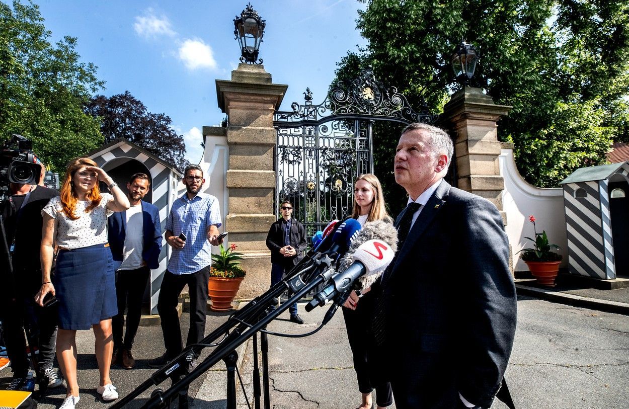 Vladimír Balaš ministr školství jmenování prezident