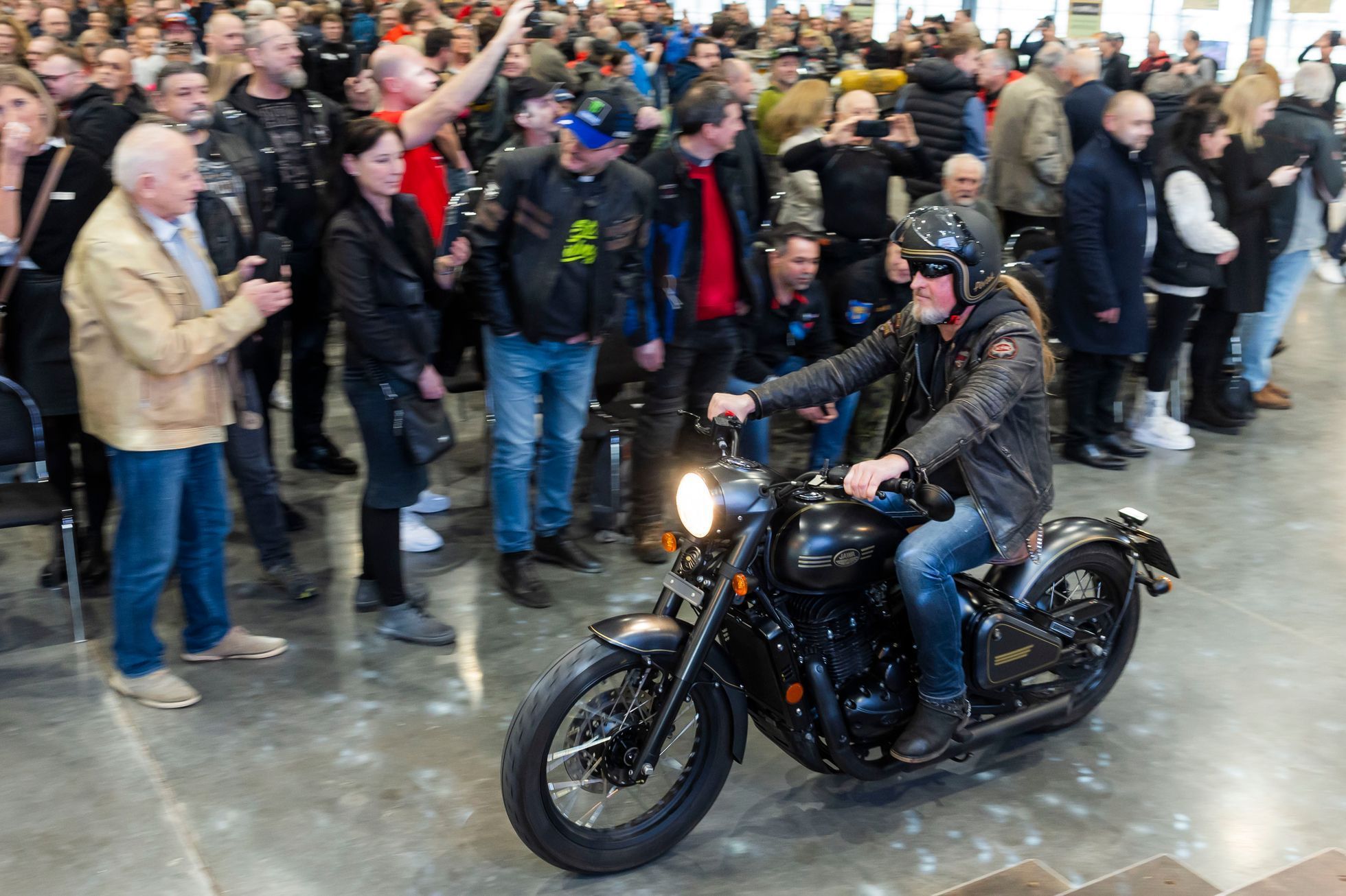Motosalon 2024, výstava, motocykl, Jawa, Jawa Geeny a další