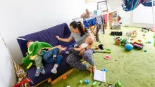 Být dobrou mámou znamená být sama sebou, říká psycholožka Šárka Miková