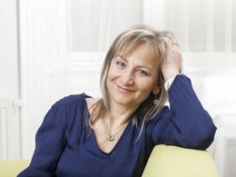 stáhni lagu, že jedna osoba, kterou jsi seznamovací agentura cyrano