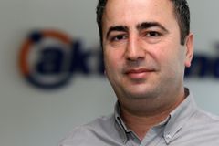 Chemický útok byl odpovědí na atentát, říká český Syřan