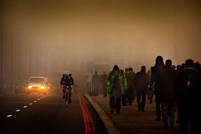 Smogová situace v Londýně. Velká Británie