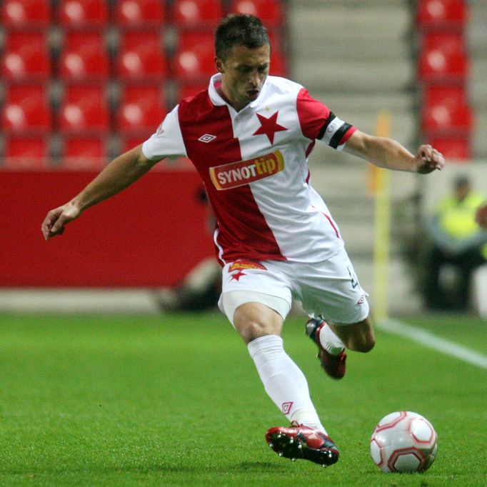 Fotbalista klubu SK Slavia Praha David Hubáček v utkání Gambrinus ligy.