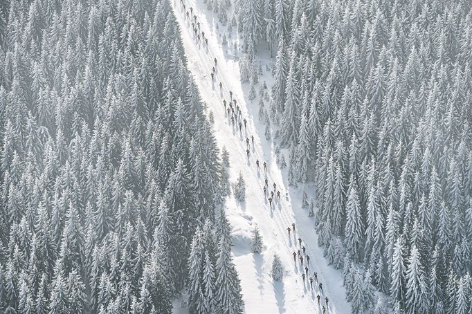 Česko z výšky pohledem fotografa Tomáše Vocelky a pilota Jiřího Pruši - výběr fotografií - Fotoguru