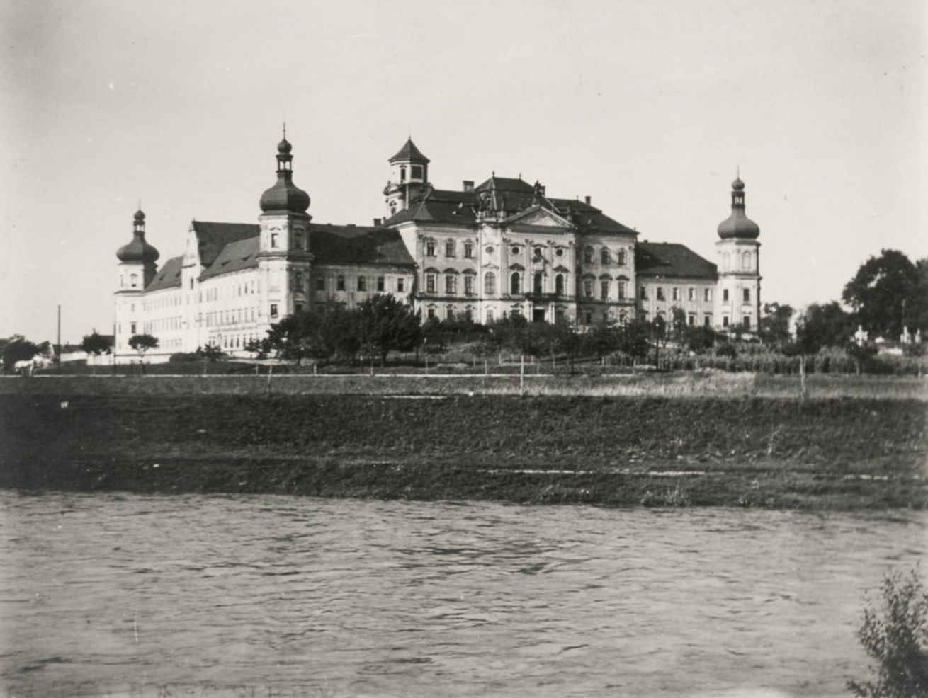 Olomouc, historie, Velká Olomouc, výročí, Magazín