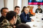 Putin pobyl v Kurské oblasti. Ukrajinci chtějí postoupit k ruským hranicím, připustil