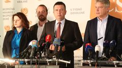 Předseda ČSSD Jan Hamáček oznamuje rozhodnutí předsednictva strany po jednání 15. července 2019
