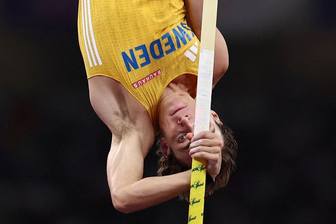 Švédský tyčkař Armand Duplantis a jeho rekord při MS v atletice 2025 v Tokiu