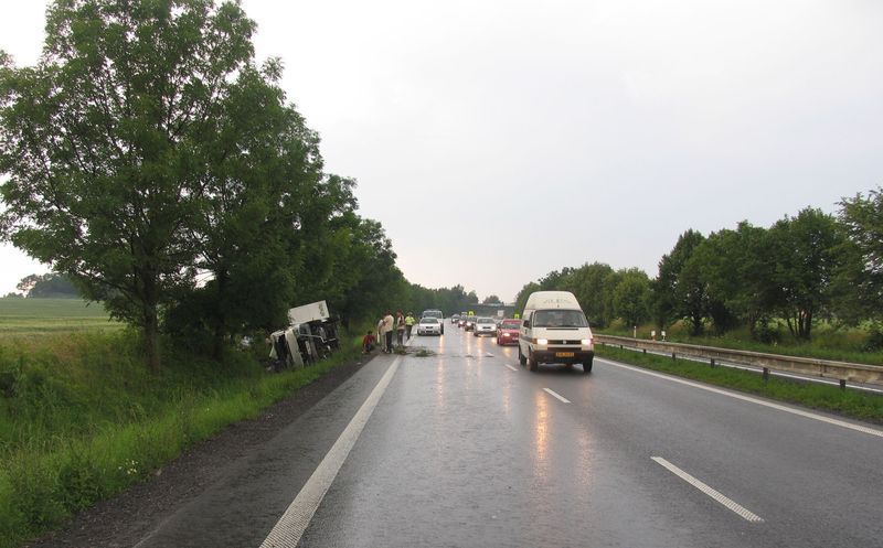 Dodávka s ukrajinci havarovala na Olomoucku