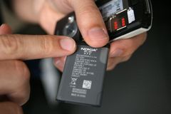 V nejprodávanější Nokii mohou být vadné baterie