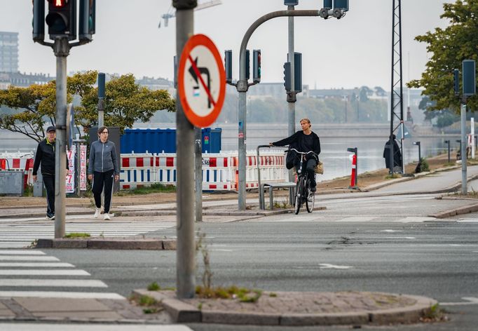 "Co jsem četla, tak Grónsko by chtělo nezávislost i na Dánsku. Jistě si to rozhodnou v případném referendu, je to jejich právo," řekla redakci Sofia, obyvatelka Kodaně.