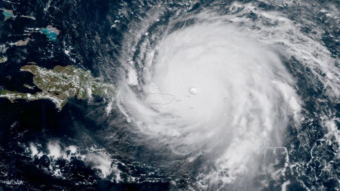 Ničivý hurikán Irma zasáhl Karibik.