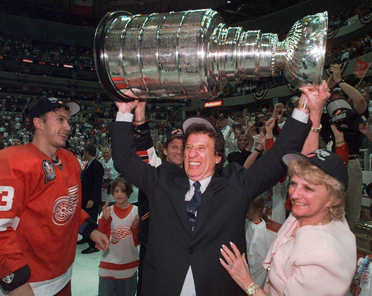 Mike Ilitch, Detroit, Stanley Cup 1998